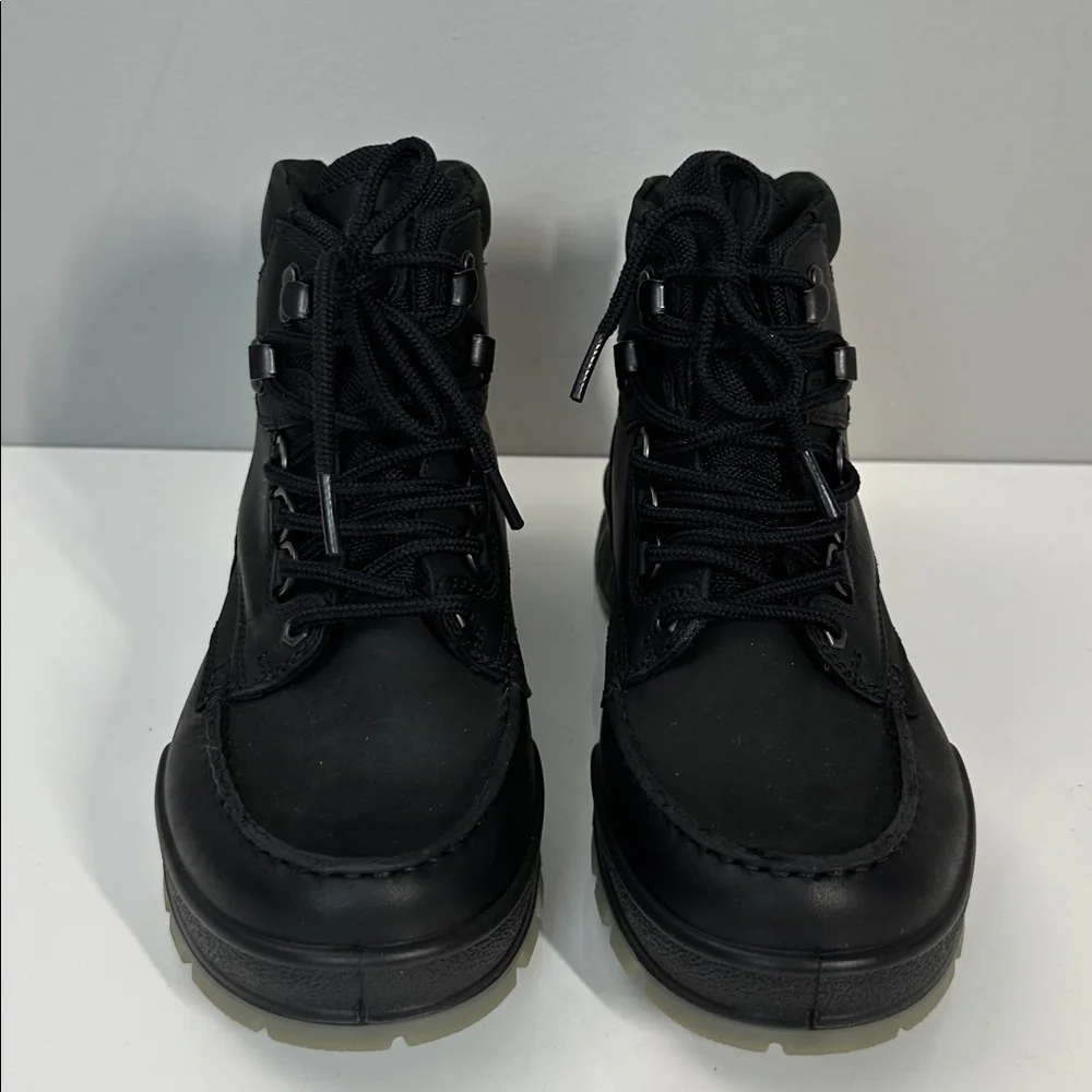 NWOT Ecco Men’s Track‎ 25 High GoreTex Waterproof Black Boots Size 5-5.5